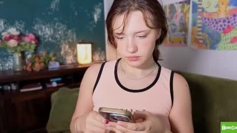 hanahwoods online show from May 6, 1:42 am