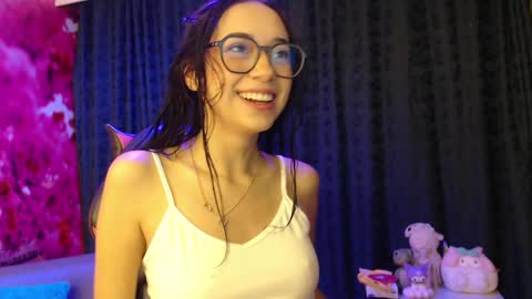 Snapshot of hanaku_8 chatting on January 16, 2:08 pm Hanaku online show from January 16, 2:08 pm
