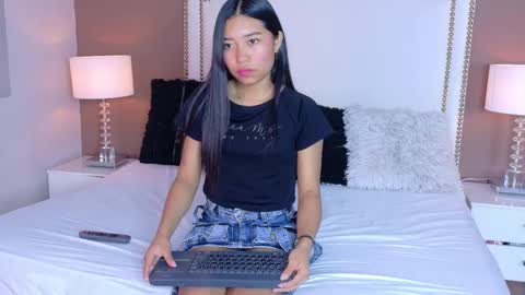 Hanna online show from March 27, 2:51 pm