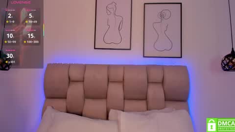hanna__evans_ online show from May 21, 11:41 am