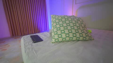 hanna online show from May 16, 3:53 am