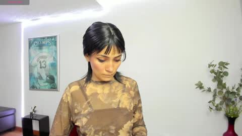 Sara online show from May 24, 7:46 pm