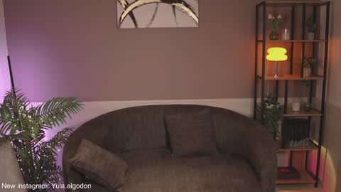 hanna_costtello online show from March 26, 3:41 am