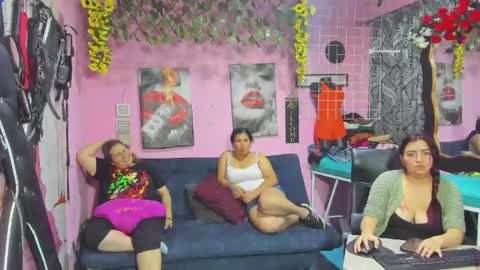Hanna online show from May 13, 2:06 am