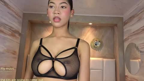 hanna_vic online show from May 14, 10:04 pm