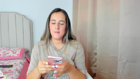 Hanna online show from October 7, 8:46 pm