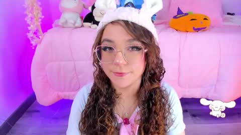 hannacutegod online show from January 9, 5:45 am