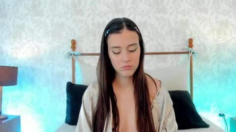 Hanna online show from May 11, 2:02 am