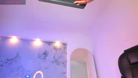 Snapshot of hannah__gray chatting on September 27, 5:09 pm hannah__gray online show from September 27, 5:09 pm