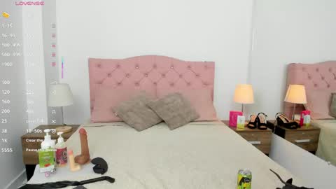 Hannah online show from May 19, 7:21 pm