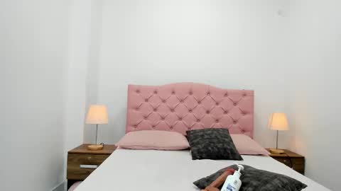 Hannah online show from February 21, 7:47 pm