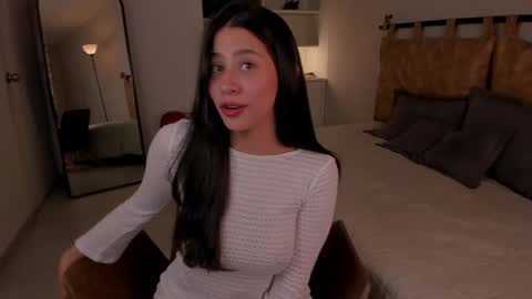 Snapshot of hannah_brady chatting on September 26, 11:13 pm Hannah online show from September 26, 11:13 pm