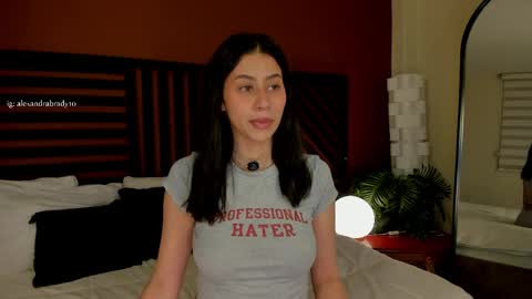 Hannah online show from May 25, 10:09 pm