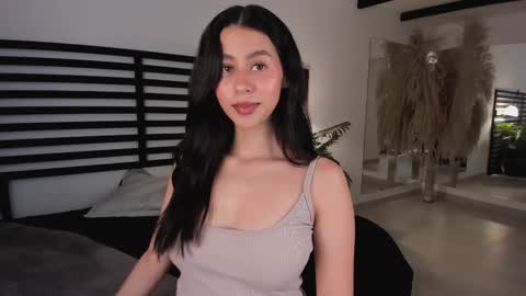 Snapshot of hannah_brady chatting on January 25, 8:10 pm Hannah online show from January 25, 8:10 pm