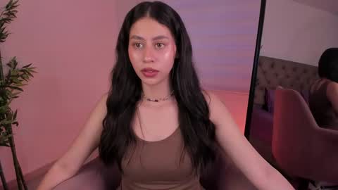 Snapshot of hannah_brady chatting on February 4, 8:28 pm Hannah online show from February 4, 8:28 pm