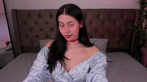 Snapshot of hannah_brady chatting on March 5, 9:06 pm Hannah online show from March 5, 9:06 pm