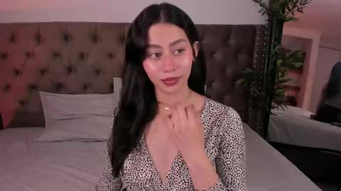 Snapshot of hannah_brady chatting on February 20, 10:37 pm Hannah online show from February 20, 10:37 pm