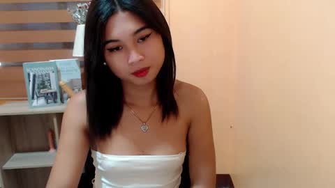 Riah online show from December 3, 4:26 am