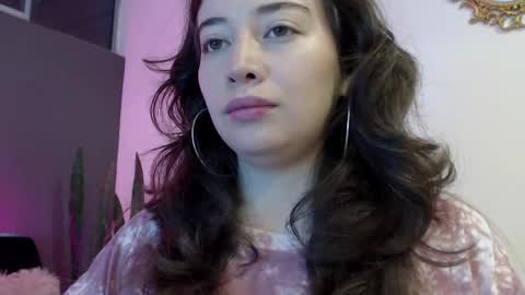 HannahHexx online show from May 5, 2:36 am