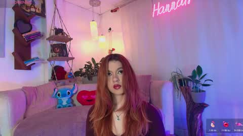 hannah_lovee online show from May 26, 2:22 am