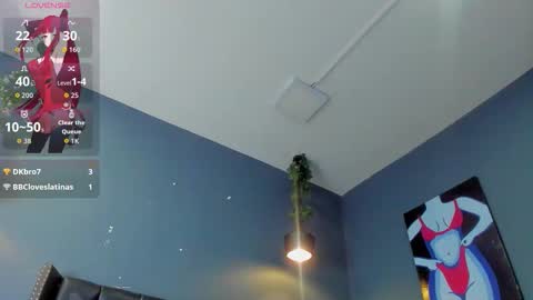 HANNAH MILLER online show from November 18, 6:31 pm