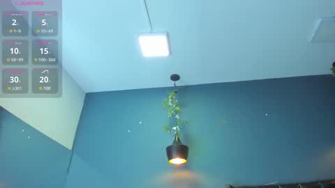 HANNAH MILLER online show from February 15, 5:17 pm