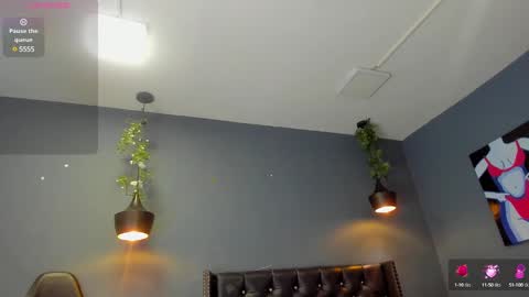 HANNAH MILLER online show from January 22, 11:12 am