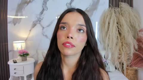 Hannahill69 online show from May 23, 5:06 am
