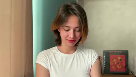 hannahinto online show from May 7, 2:10 pm