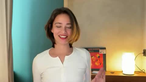 hannahinto online show from May 15, 3:59 pm