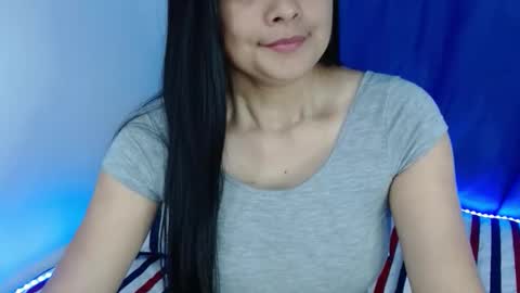 Snapshot of hannahmotou chatting on September 15, 12:41 am Sandra online show from September 15, 12:41 am