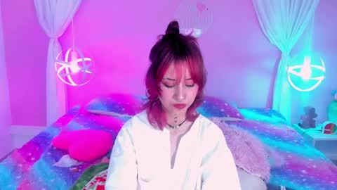 Hannah online show from December 9, 12:08 pm