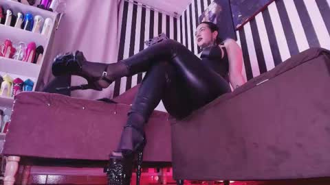 FOLLOW ME INTA MOONXMAFE online show from September 25, 11:46 pm