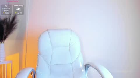 HannaPaola online show from May 27, 1:57 am