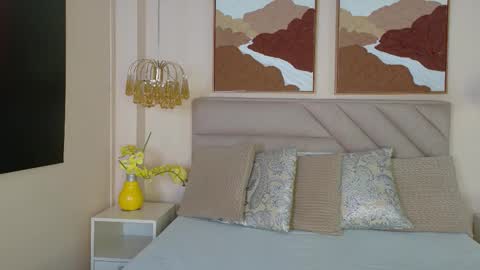 hannasthone online show from March 22, 9:10 pm