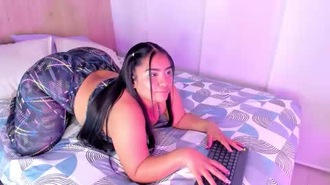 Hanna online show from October 24, 3:02 am