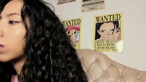 hanny_bomm online show from October 6, 1:55 am