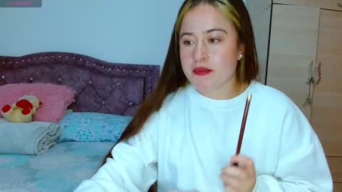 isabella   online show from October 23, 8:15 pm