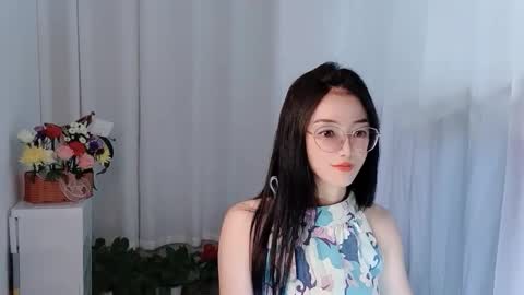 Daisy online show from March 27, 11:44 am