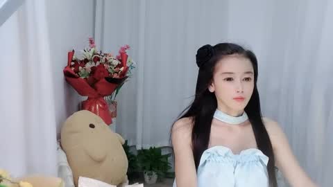Daisy online show from May 22, 1:42 pm