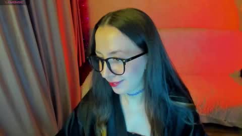 Stephanie online show from October 15, 4:31 pm