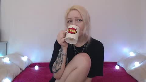 Emily online show from July 6, 8:55 pm