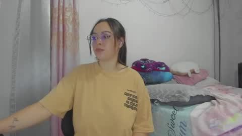Natii  online show from May 16, 2:03 am
