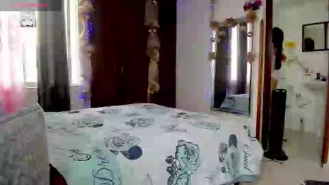 Natii  online show from December 29, 3:57 pm