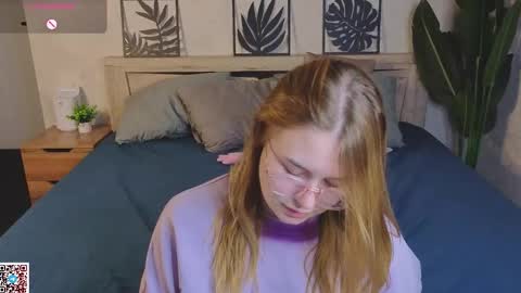 Christine online show from September 26, 12:41 am