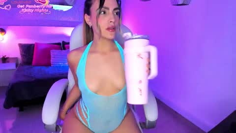 Harper  online show from December 3, 9:06 pm