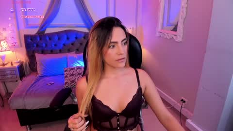 Harper  online show from December 6, 6:49 pm