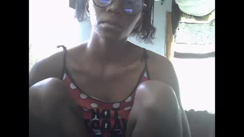 Snapshot of harysette chatting on February 8, 8:42 am harysette online show from February 8, 8:42 am