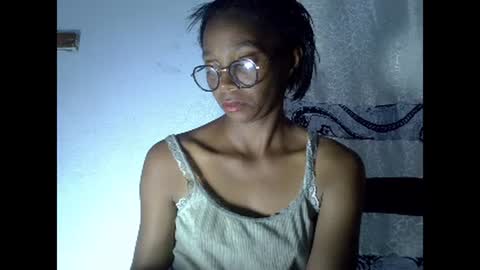 Snapshot of harysette chatting on February 18, 7:10 pm harysette online show from February 18, 7:10 pm