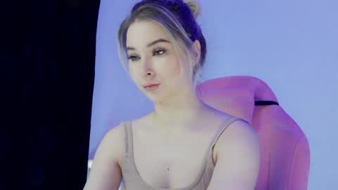 Anna online show from March 19, 9:35 am